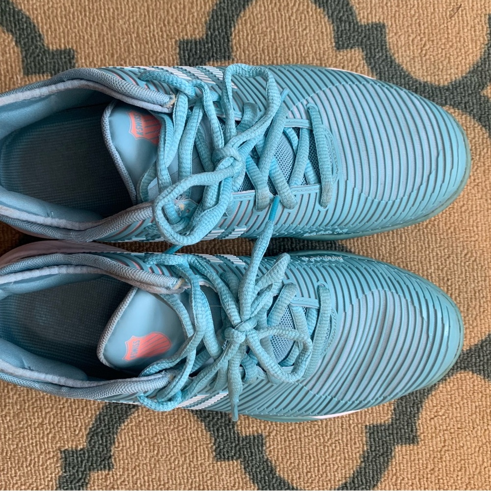 K-Swiss tennis court Shoes